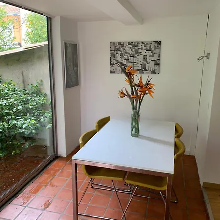 T2 En Rez-de-jardin En Plein Coeur De Les Maures *