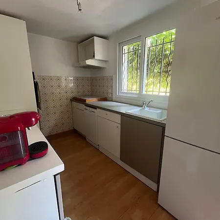 T2 En Rez-de-jardin En Plein Coeur De Les Maures * La Londe-les-Maures